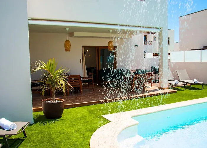 Luxury El Palmeral Villa