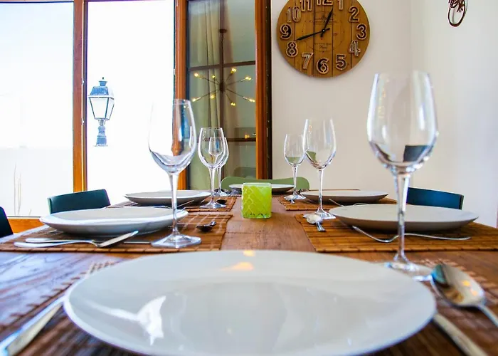 Luxury El Palmeral Villa *